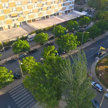 Sky View 3br + Near Airport + Free Parking Apartmán Lisboa