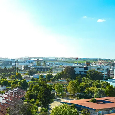 Sky View 3br + Near Airport + Free Parking * Lissabon