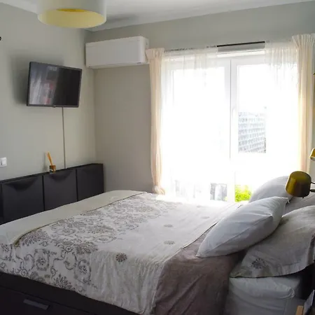 Sky View 3br + Near Airport + Free Parking